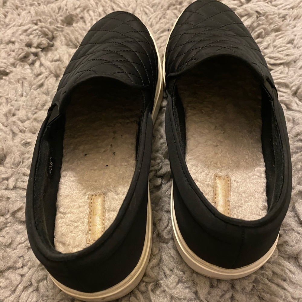 Black and white Aldo slip on sneakers - Picture 6 of 13